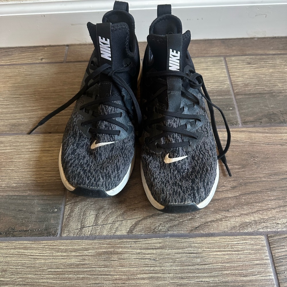 Nike Black and White Sneakers